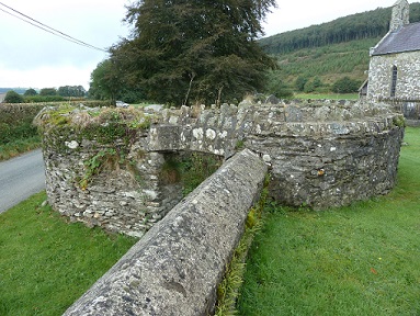 Llanllaw Church
